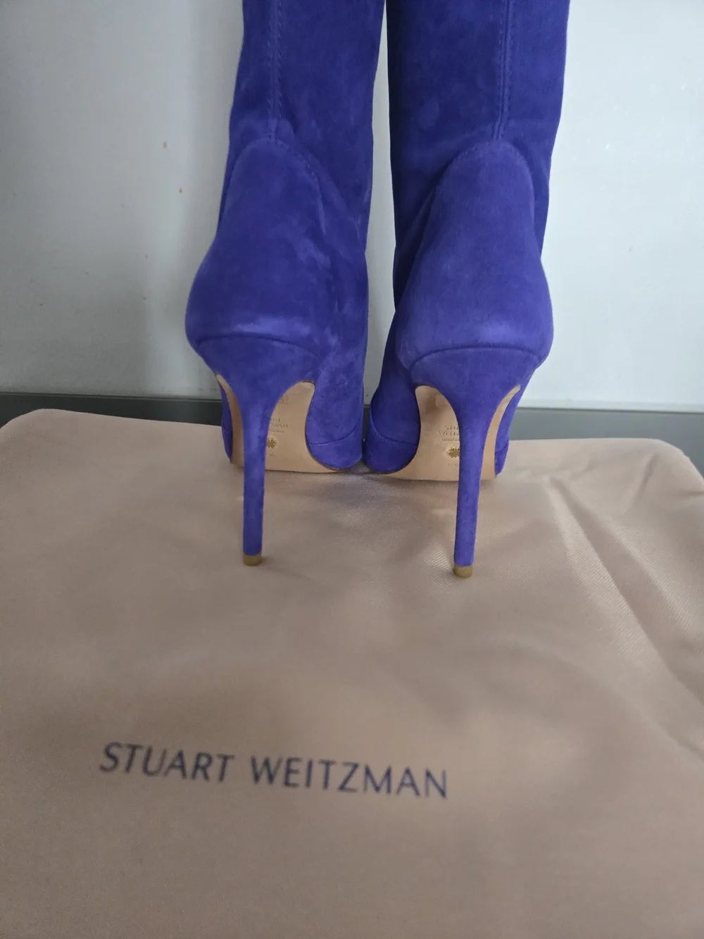 Stuart Weitzman UltraStuart 100 Suede OTK